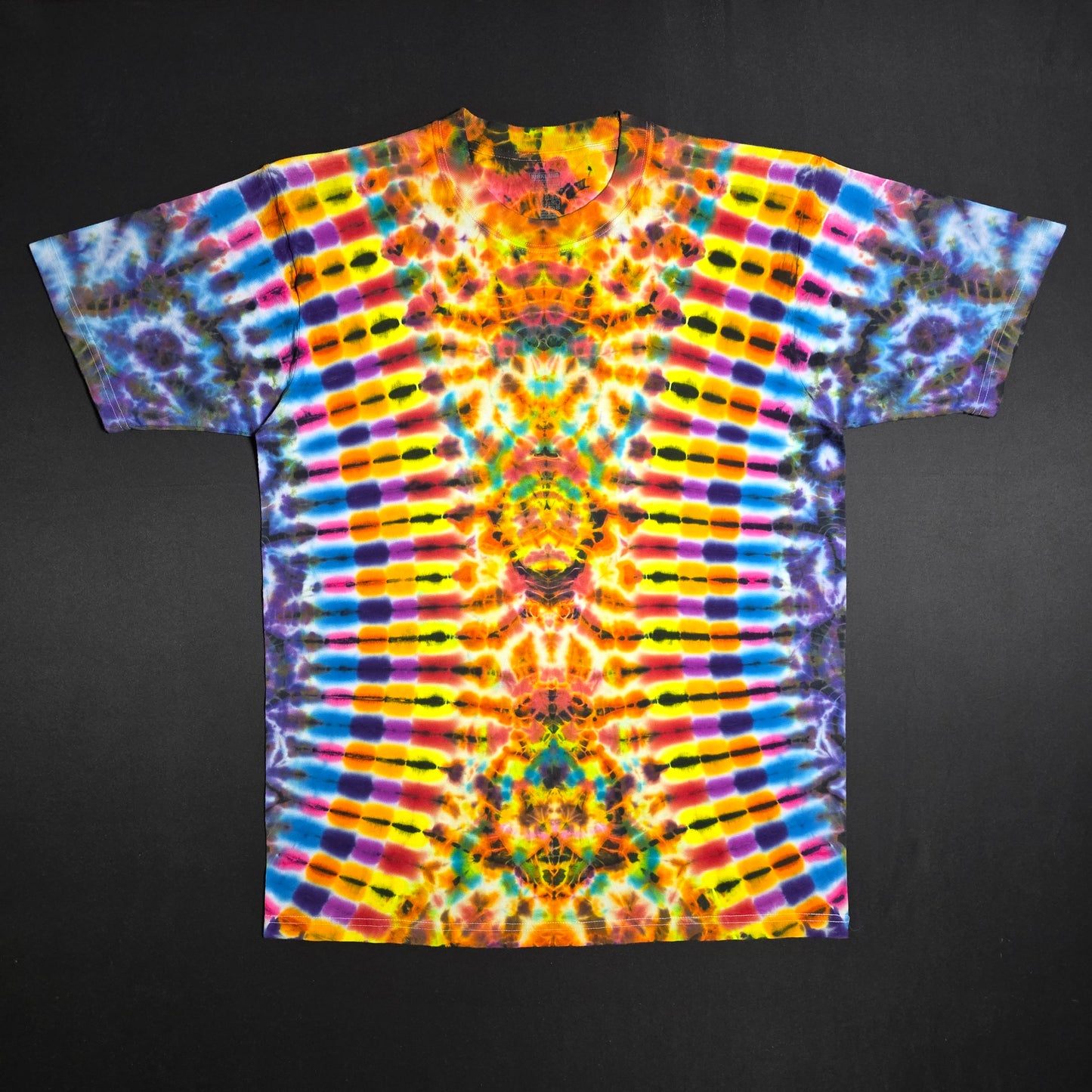 Large Psychedelic Pleats